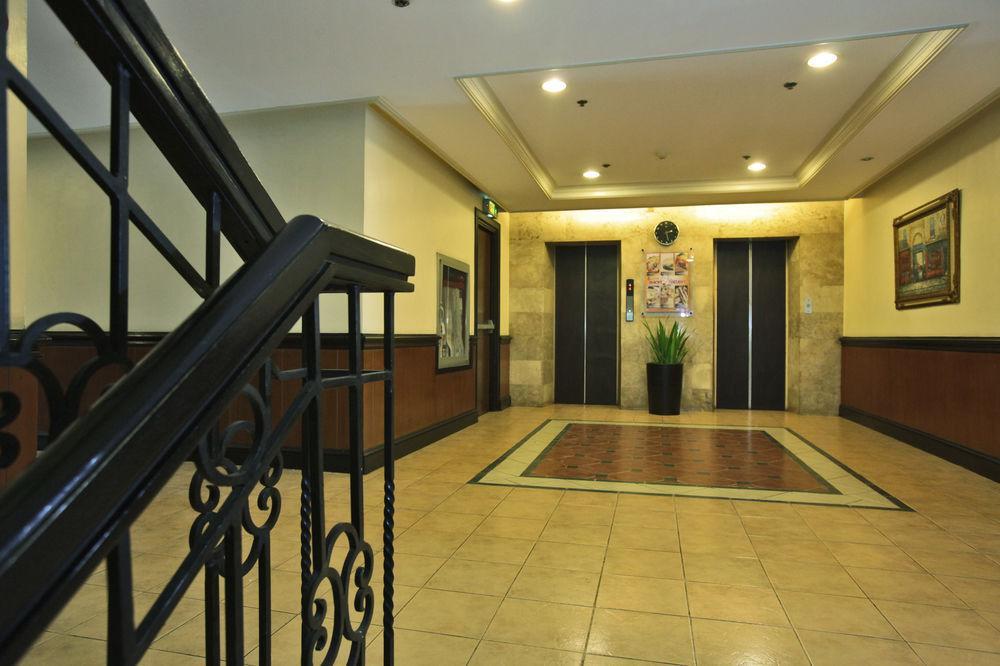 Fersal Hotel Malakas, Quezon City Exterior foto