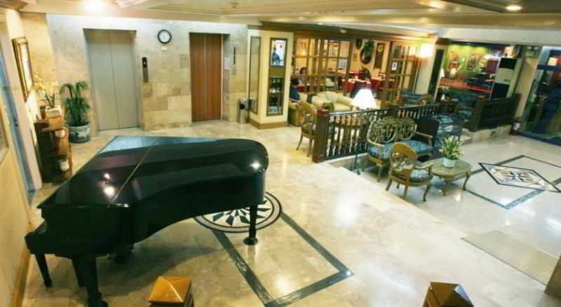 Fersal Hotel Malakas, Quezon City Exterior foto
